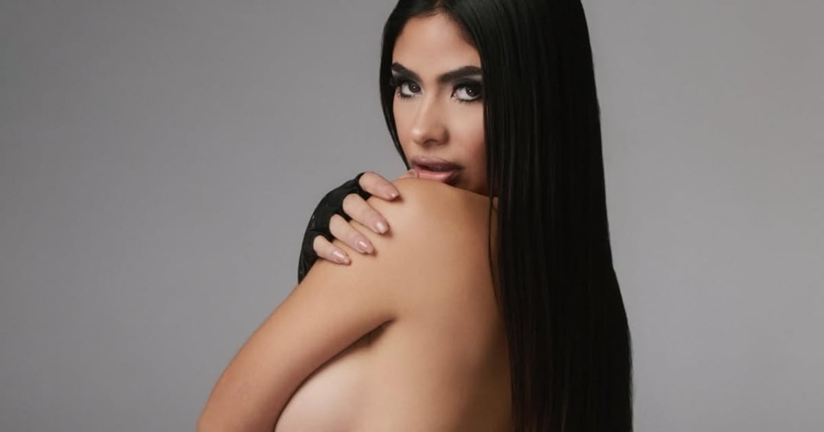 Daniela Celis se calzó las botas y bajó del escenario a buscar un beso que ya se esperaba
