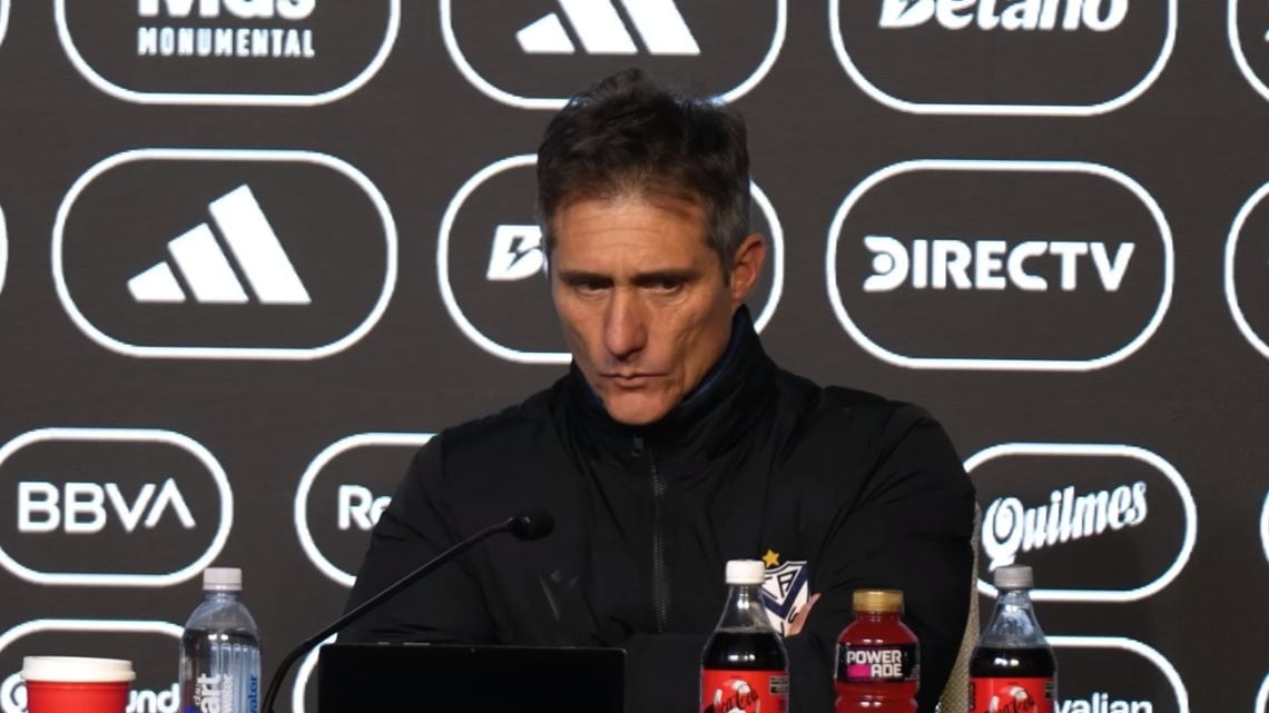 Barros Schelotto se fue expulsado, Vélez se quedó sin el triunfo y el Mellizo apuntó contra Arasa y el VAR