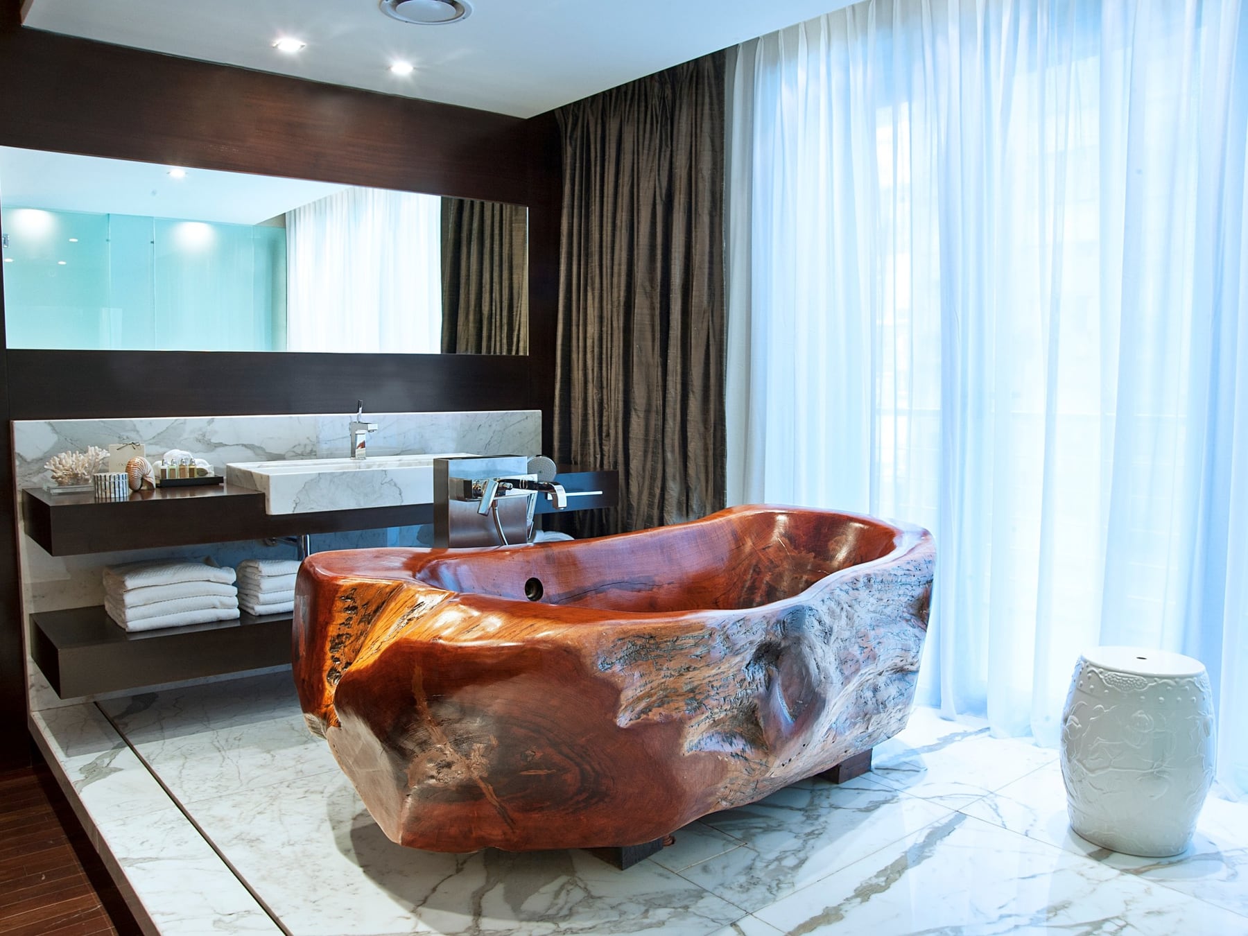 Un hotel boutique en Recoleta que erigió su universo en torno al vino mendocino y al diseño a medida
