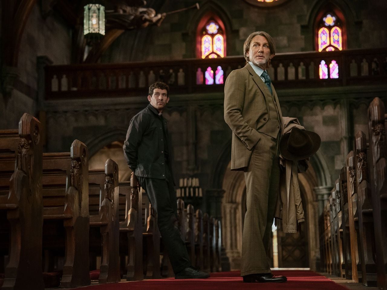 Morgan Spector se calza el smoking de Langdon y Netflix reza para que esta vez Dan Brown no los hunda