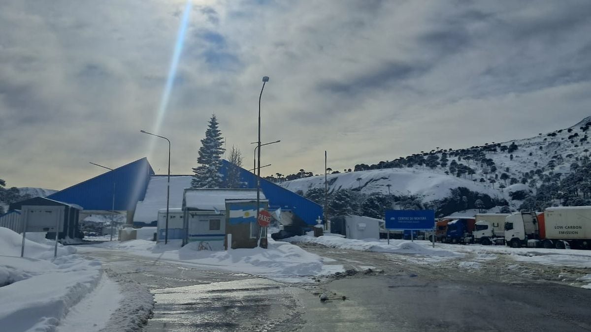 Cambian los horarios en los pasos a Chile y hay que andar con el reloj en la mano