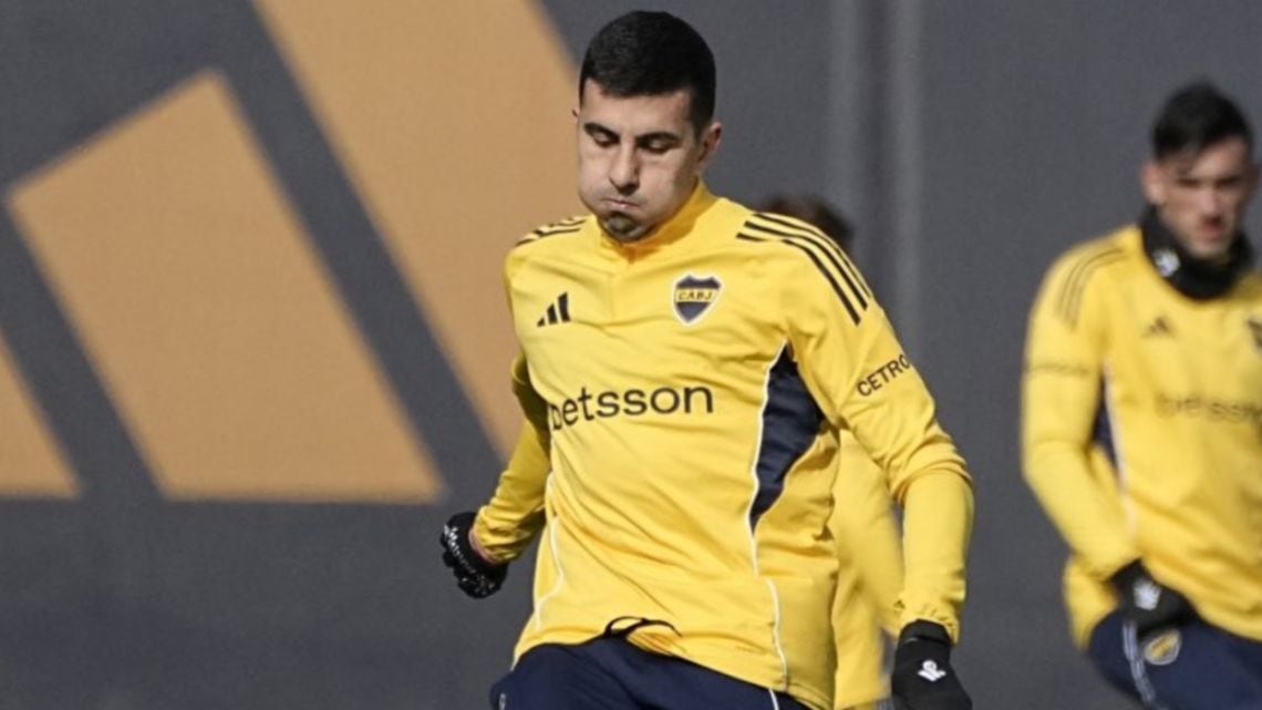 Battaglia volvió a entrenarse con el grupo y se prende una luz de esperanza en el medio de Boca