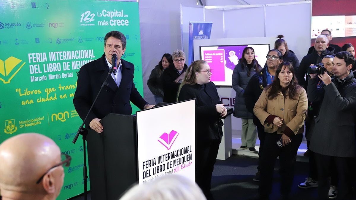 Una ciudad que se lee entera: arrancó la Feria del Libro de Neuquén y va por un récord