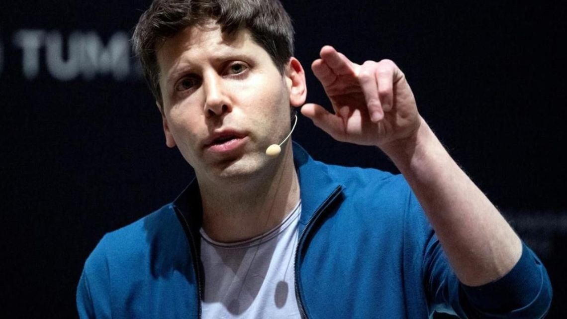 Sam Altman advierte que el rumbo de la inteligencia artificial pende de un corredor estrecho entre dos riesgos extremos