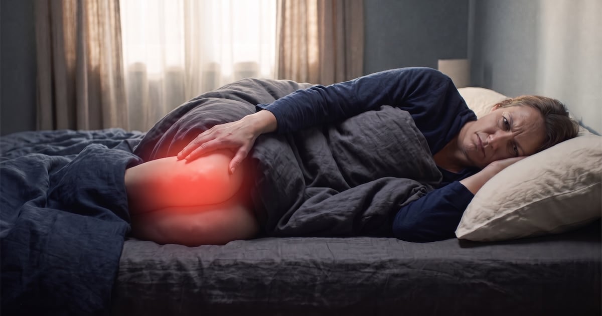 Cuando la rodilla no deja dormir: claves para entender el dolor nocturno y saber cuándo consultar