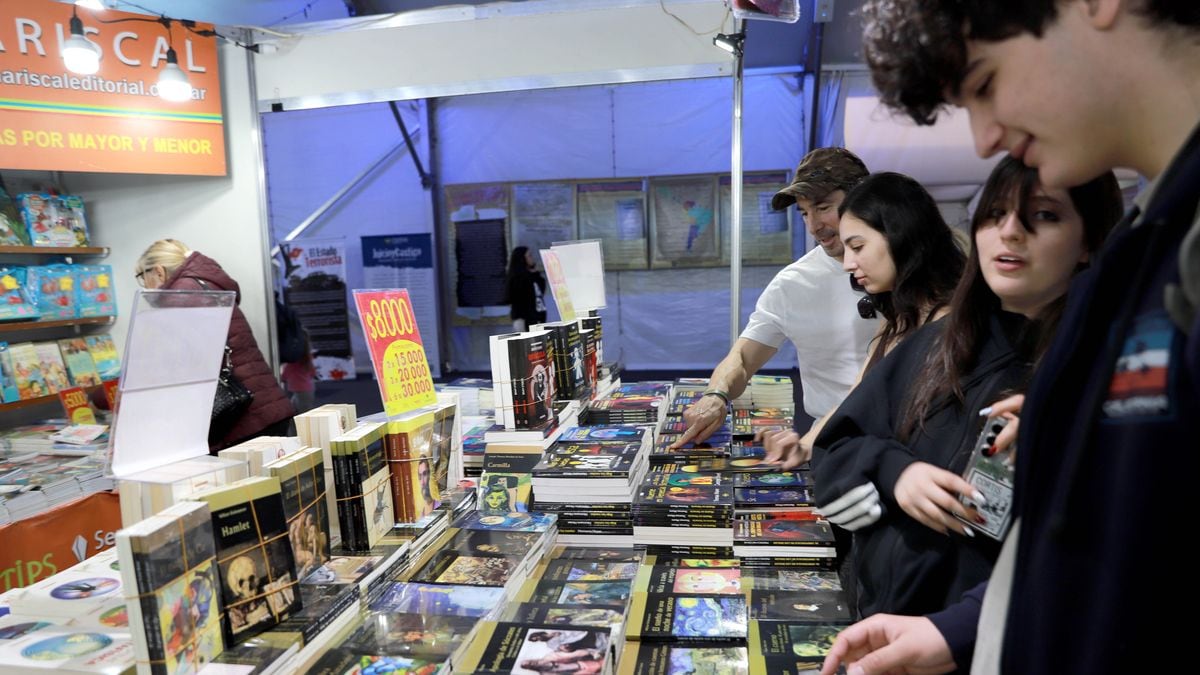 La Feria del Libro de Neuquén se despide con teatro, poesía y lecturas para todos