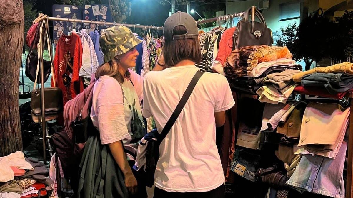 Un sábado para darse una vuelta por La Vereda: ropa vintage, vinilos y una fiesta que cumple años