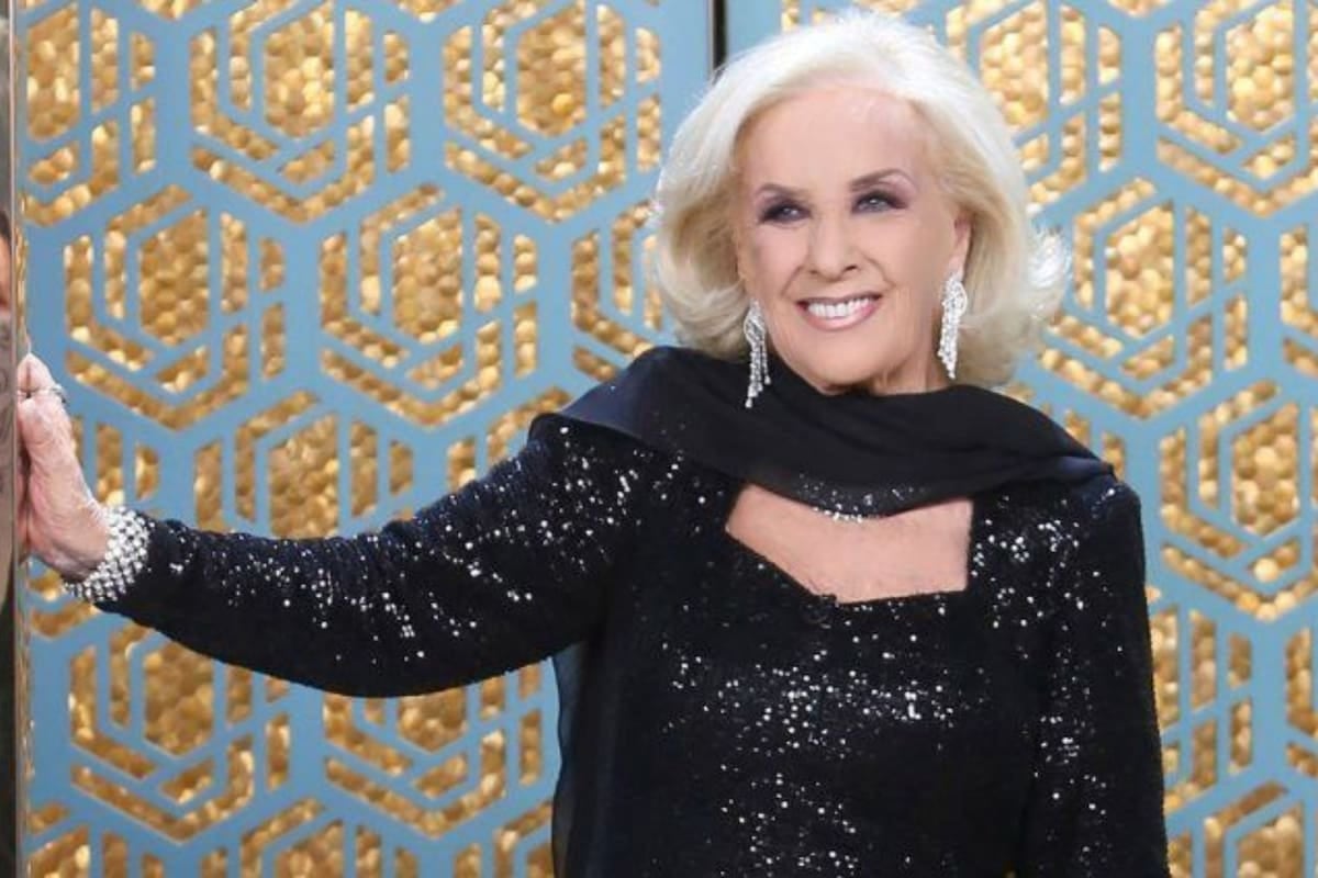 Mirtha vuelve al Mater Dei y la mesaza se calza otra vez el piloto de la incertidumbre