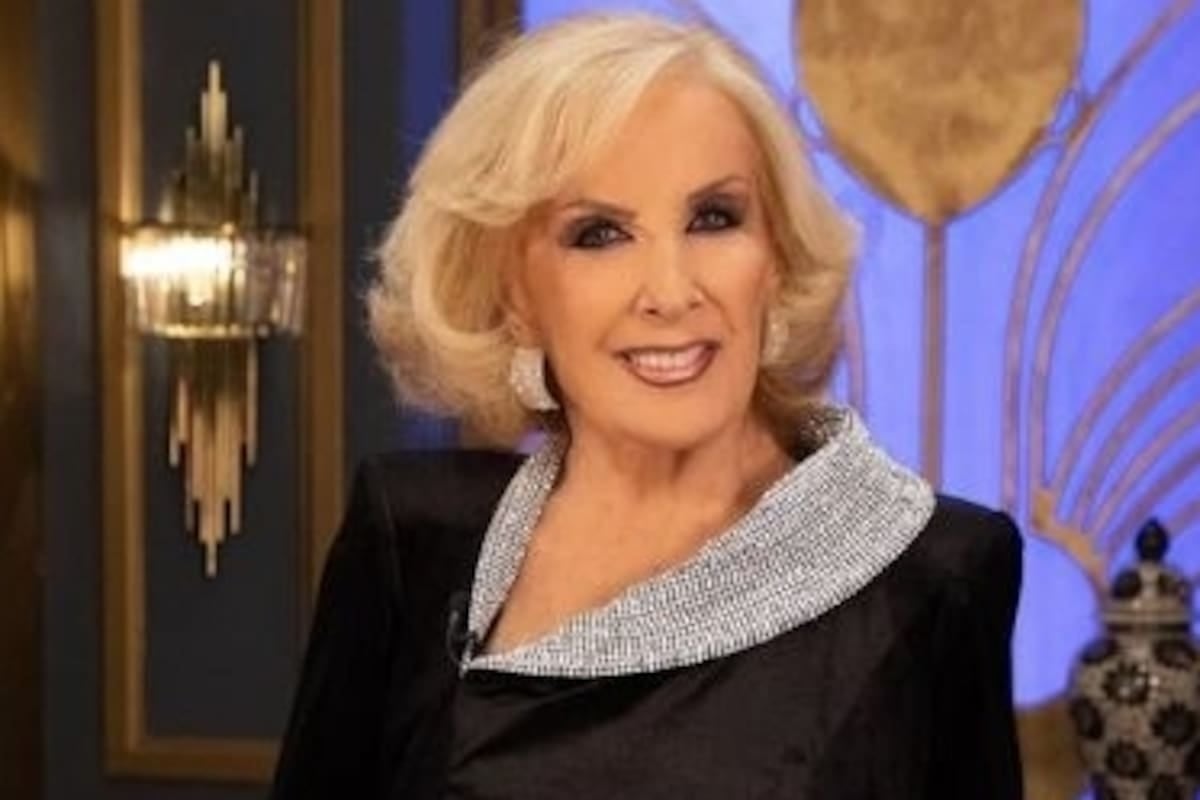 Mirtha Legrand volvió al Mater Dei y el sanatorio recién hablará el lunes: el país entero, en vilo por una conductora de 99 años que no se jubila ni a los tumbos