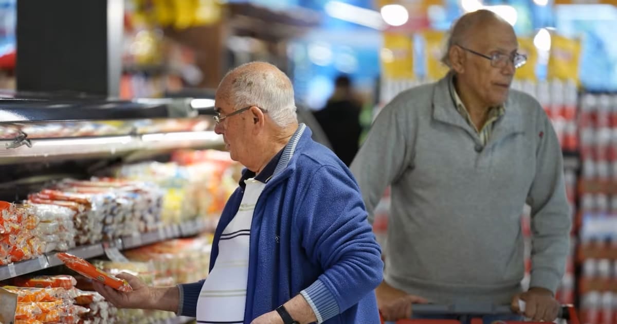 Ofertas cruzadas en supermercados: cómo aprovechar descuentos y reintegros bancarios durante la zafra de octubre