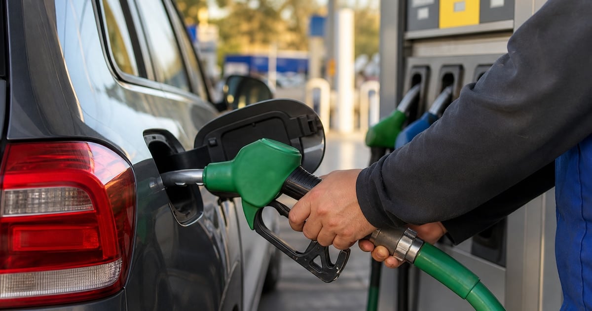 Una estimación privada advierte que la nafta súper podría rozar los $2.318 por litro si se completaran los ajustes impositivos pendientes