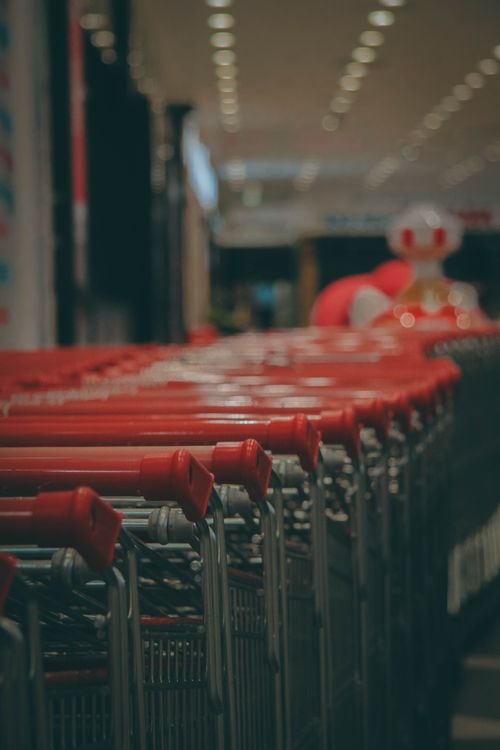 El lunes 28 de septiembre los comercios pueden bajar la persiana por el Día del Empleado de Comercio