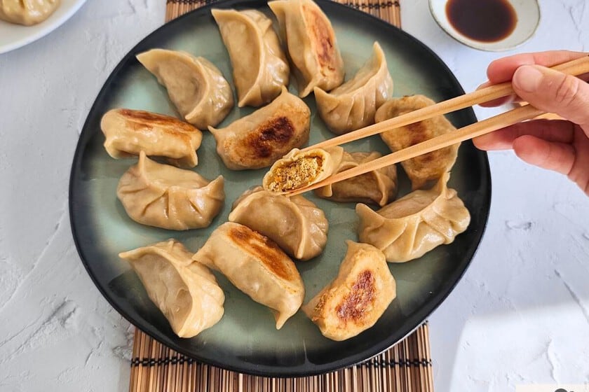 Treinta gyozas caseras con tofu y shiitake: una receta vegetariana para lucirse en la cocina