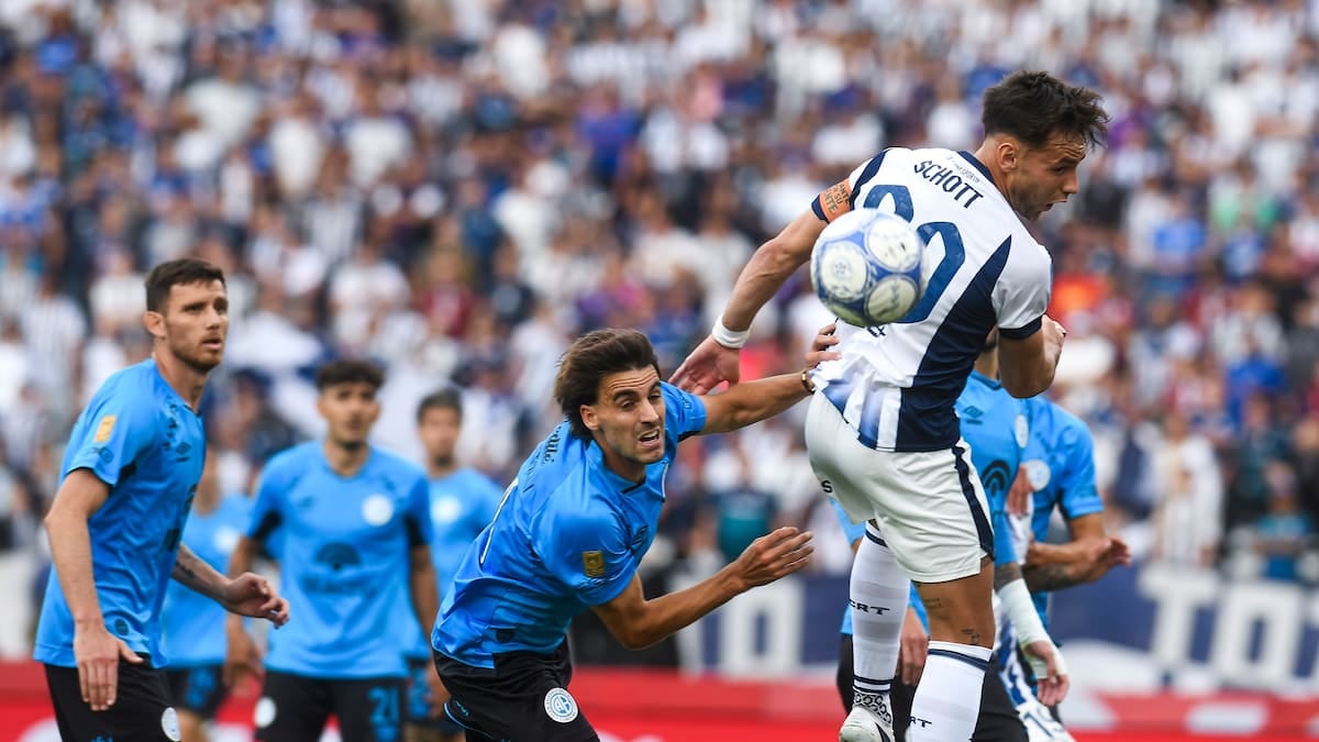 El Pirata se llevó el clásico en el Kempes con un gol del banco