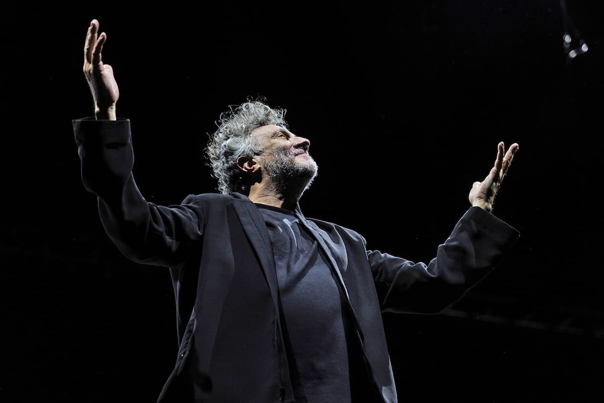 Fito Páez contra los patovicas que se creen policía: el show que casi se transforma en una asamblea por las plateas
