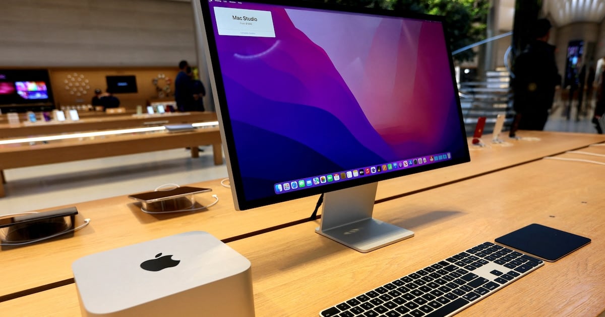 RemoveMacAI, la utilidad que borra los modelos de Apple Intelligence para liberar hasta 12 GB en una Mac