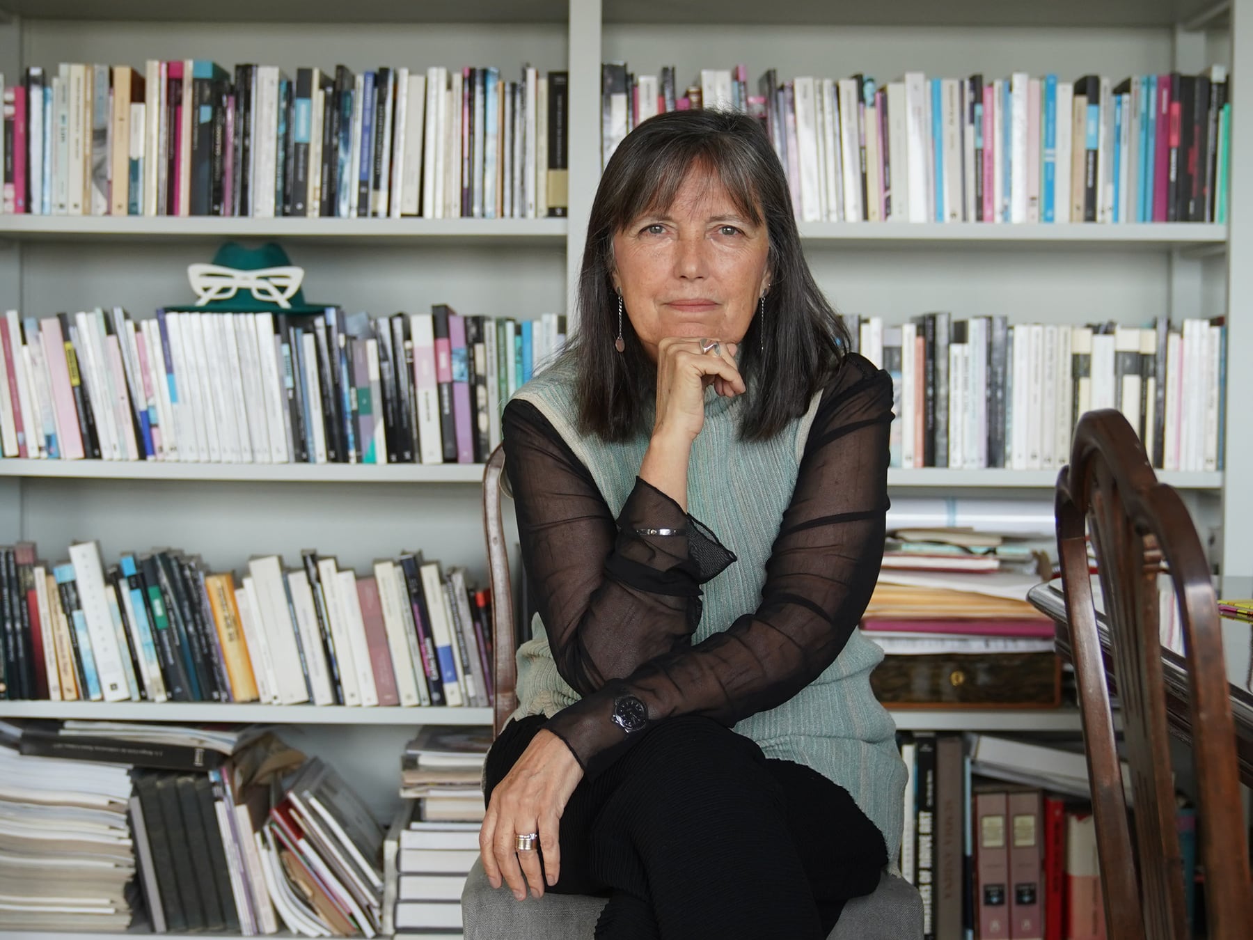 El canto invisible: la novela de Piñeiro que nace del duelo y termina en un pájaro