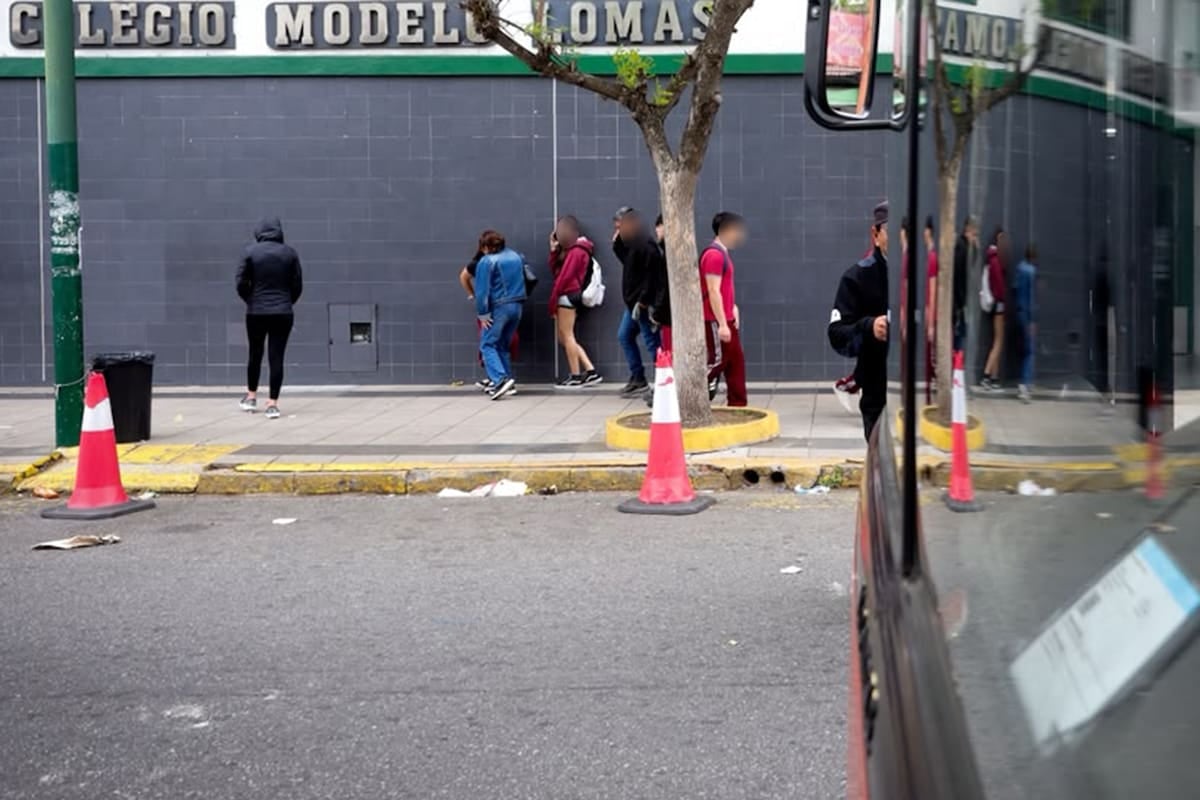 Imágenes falsas, daño real: el caso que expone a las adolescentes de Lomas de Zamora