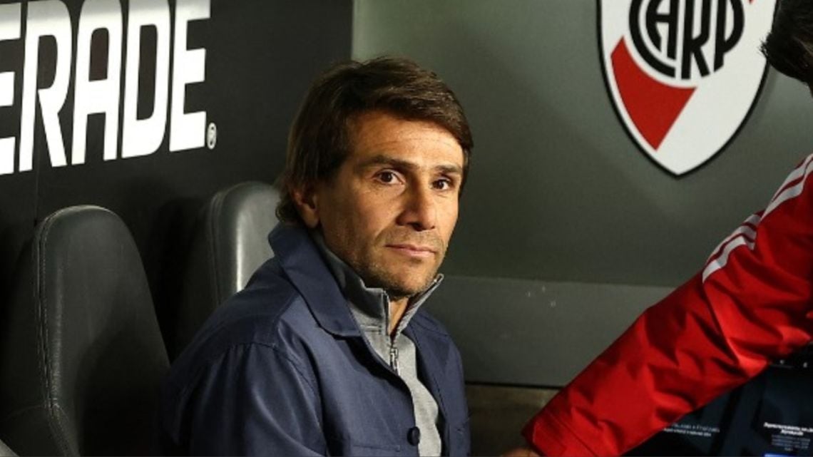 River se juega el año en Junín: visita a Sarmiento con el playoff como escenario y la sombra de Ramón Díaz en el banco