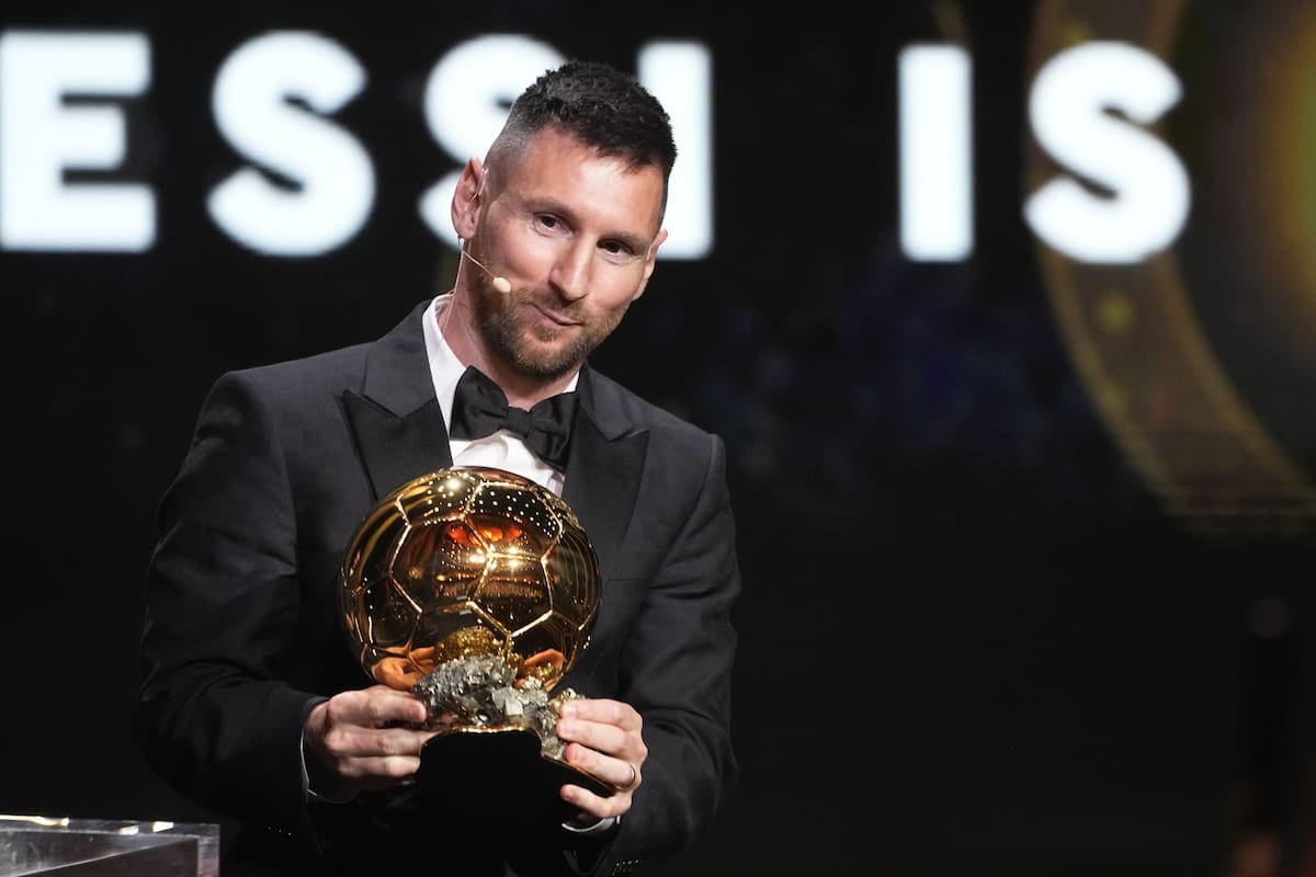 Messi y la pulseada por la novena: el Balón de Oro que lo encuentra con 39, una final en el lomo y a Kane como sombra