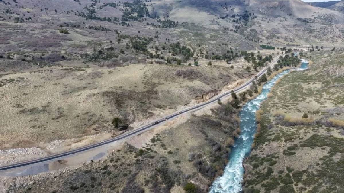 La Ruta 23 deja atrás el ripio y se prepara para conectar Villa Pehuenia y Aluminé sobre pavimento durante todo el año