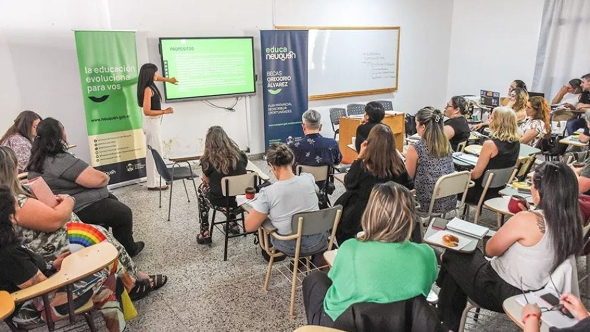 Becas Gregorio Álvarez: 438 estudiantes de Neuquén ya tienen el sí y cobrarán el 20 de octubre