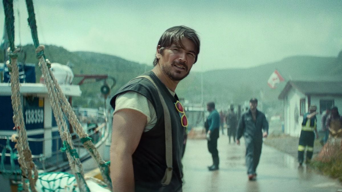 Josh Hartnett se mete al mar canadiense y la rompe un escenario: 17 millones de visitas en cuatro días
