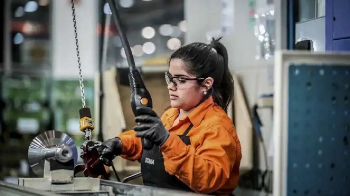 El EMAE cerró agosto con una suba marginal y no logró revertir el golpe de julio