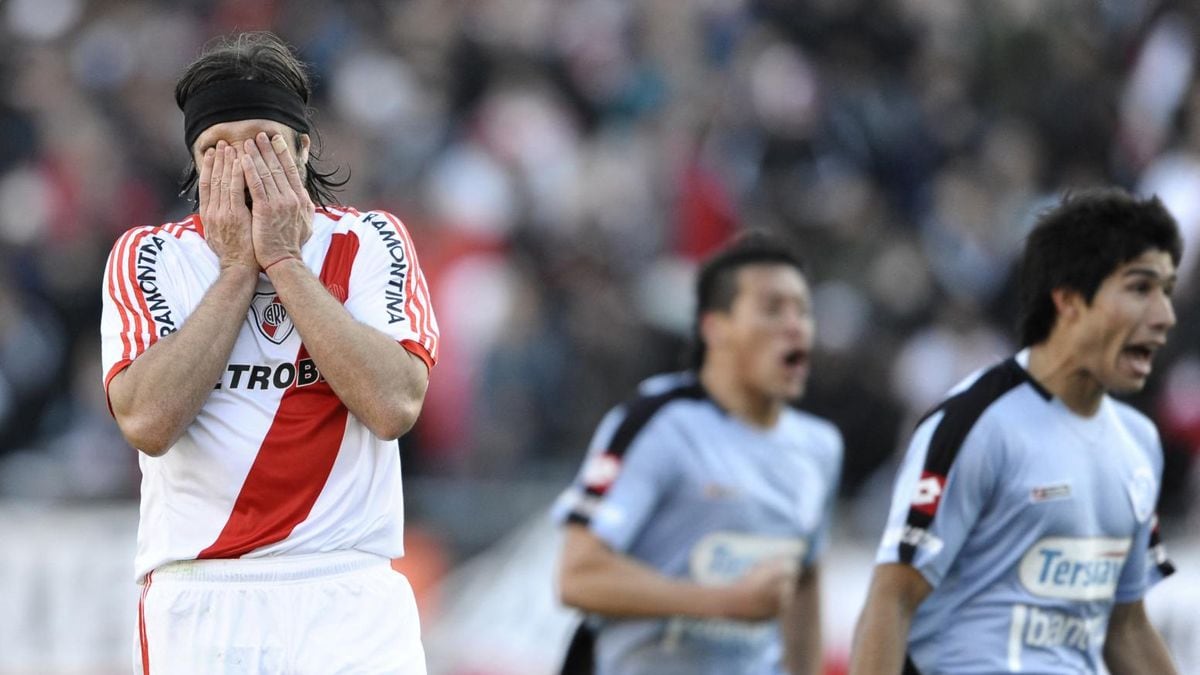Vuelve la promoción: la AFA la reimplanta en el ascenso y la pelota se pone al rojo vivo