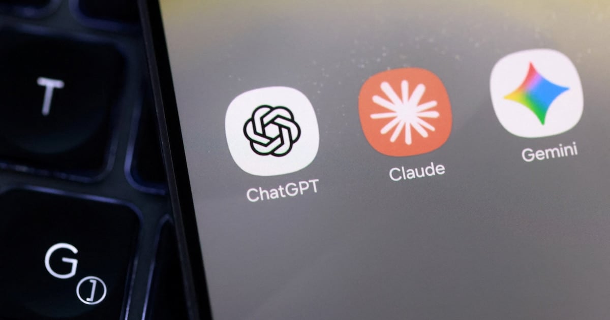 ChatGPT conserva el liderazgo, pero Gemini y Claude amplían su terreno
