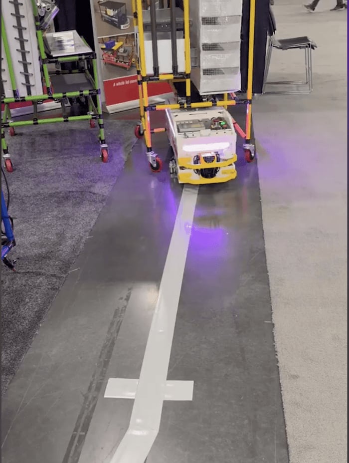Intel logra exención regulatoria para conservar robots asingentes en sus fábricas