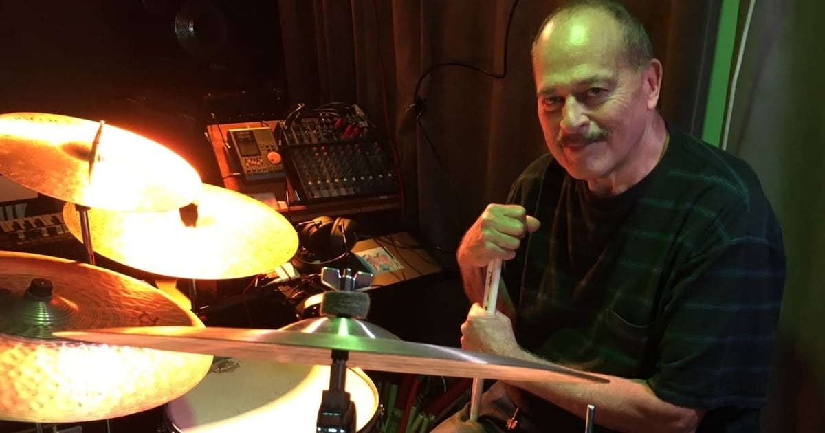 Murió Carlos Riganti, el baterista que hizo funcionar a Alas y atendía pacientes en General Pacheco