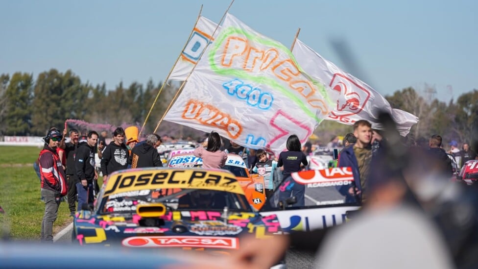 José C. Paz Racing salió de La Plata con doblete y parte adelante en la Copa de Oro